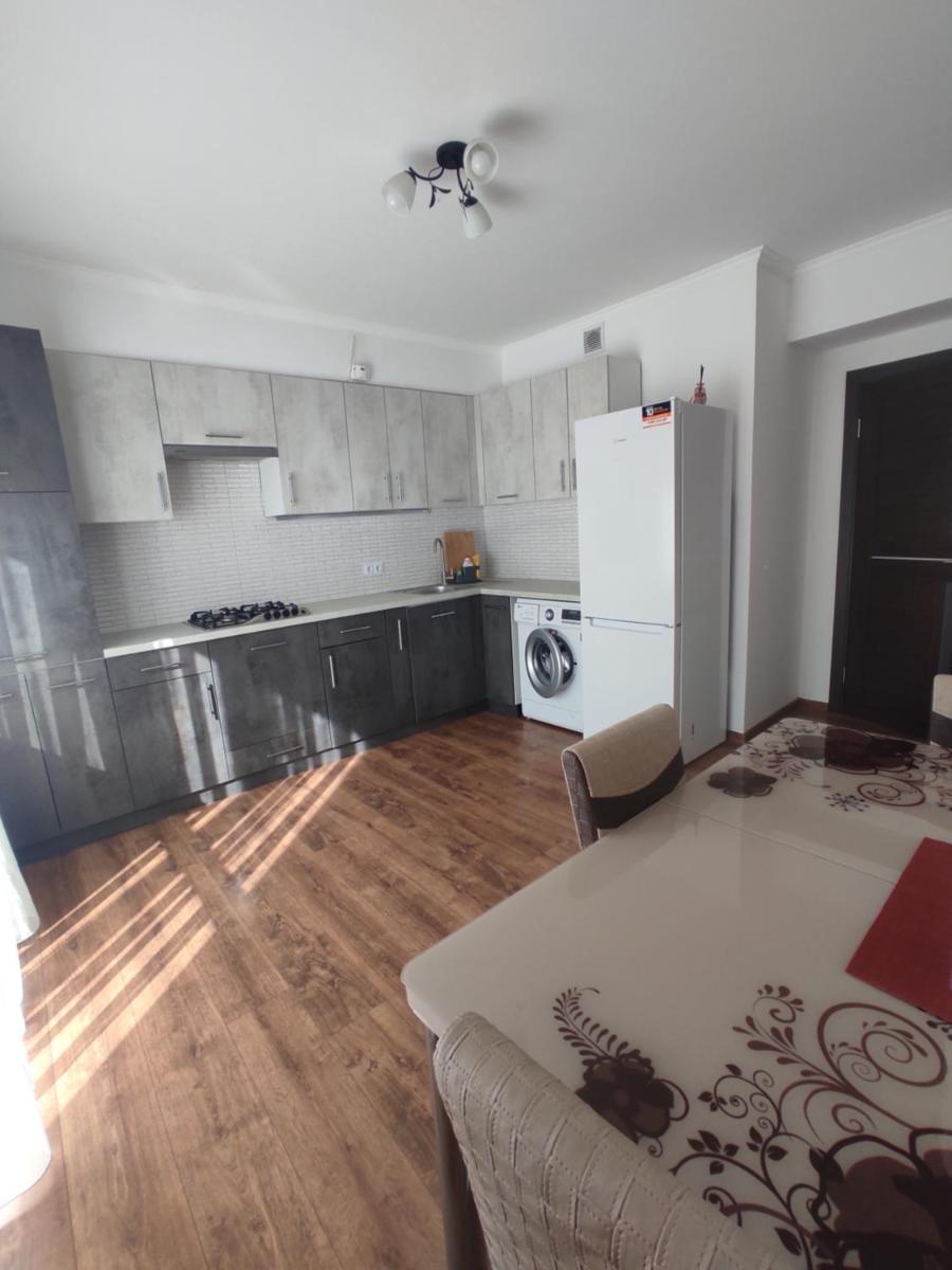 Brown Aparts - Housity