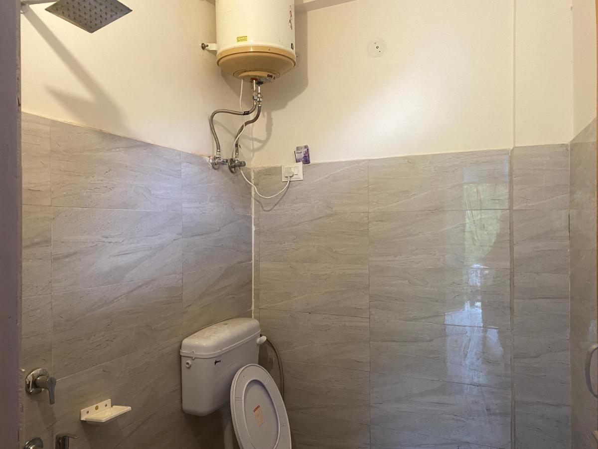 Private 1-Bedroom Farm House - Housity