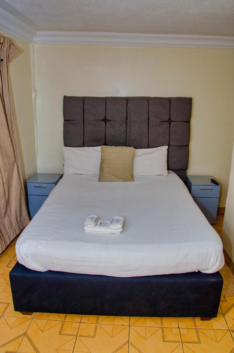Riverstone Guest Lodge - Housity