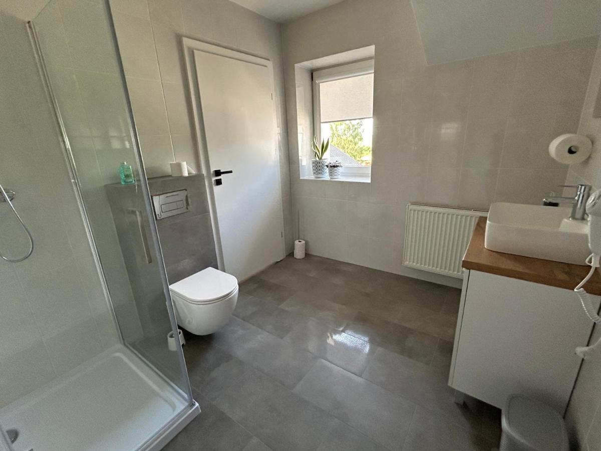 Noclegi Kolonia Domaszewnica 34a - Housity