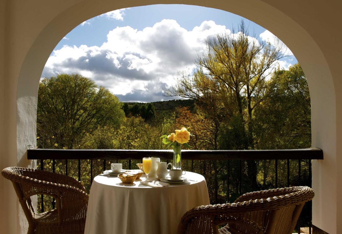 Un balcón o terraza de Monasterio De Piedra