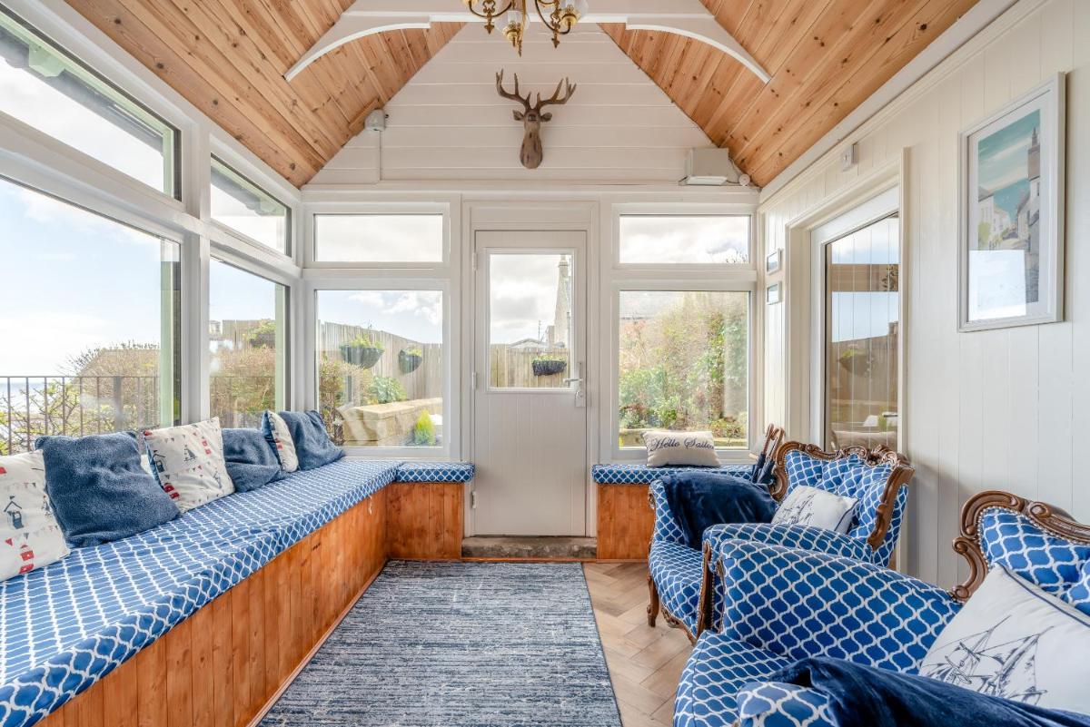 Beach Retreat - Housity