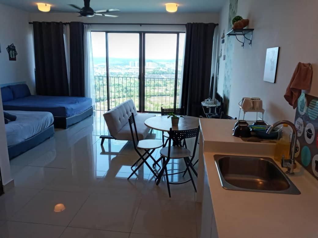 Suitetrails - Meet2Stay@setia alam