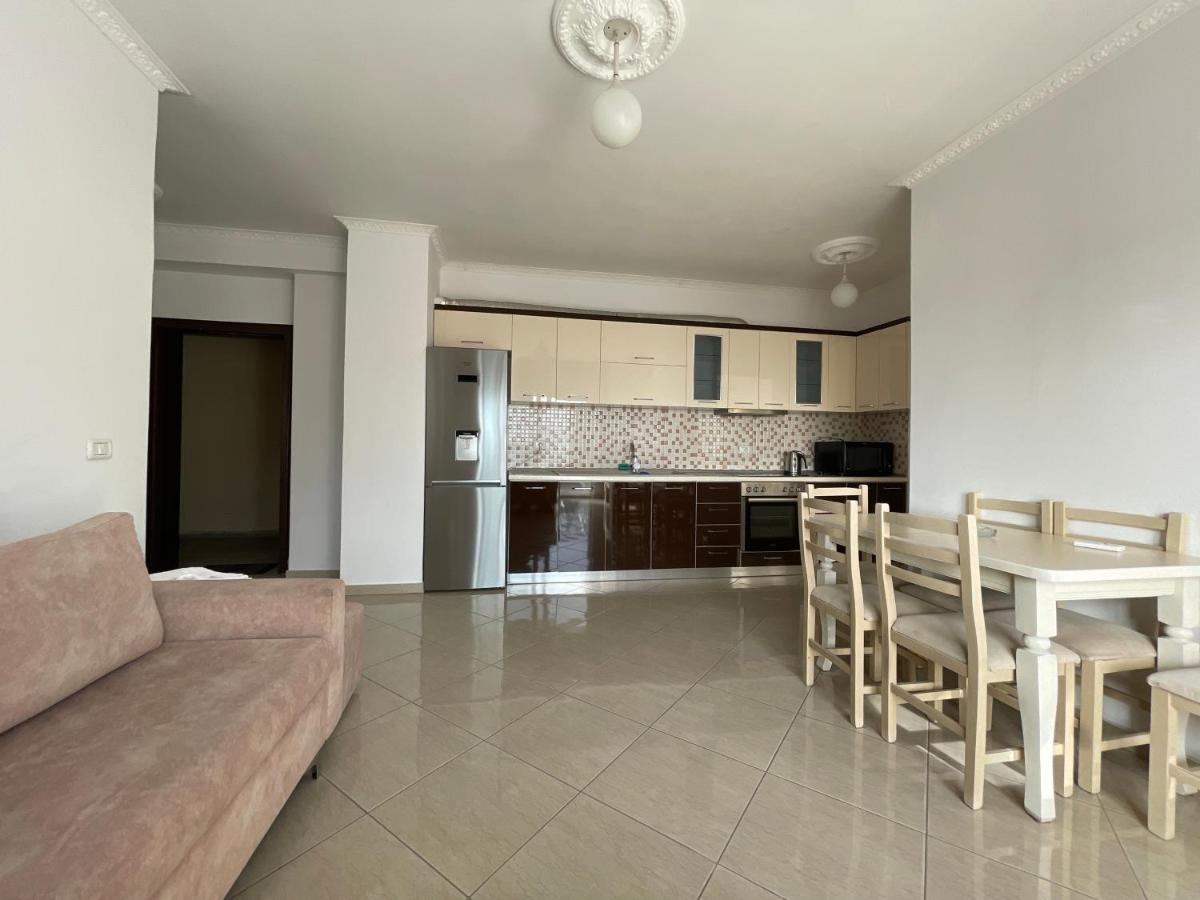 Suitetrails - Leo Apartament