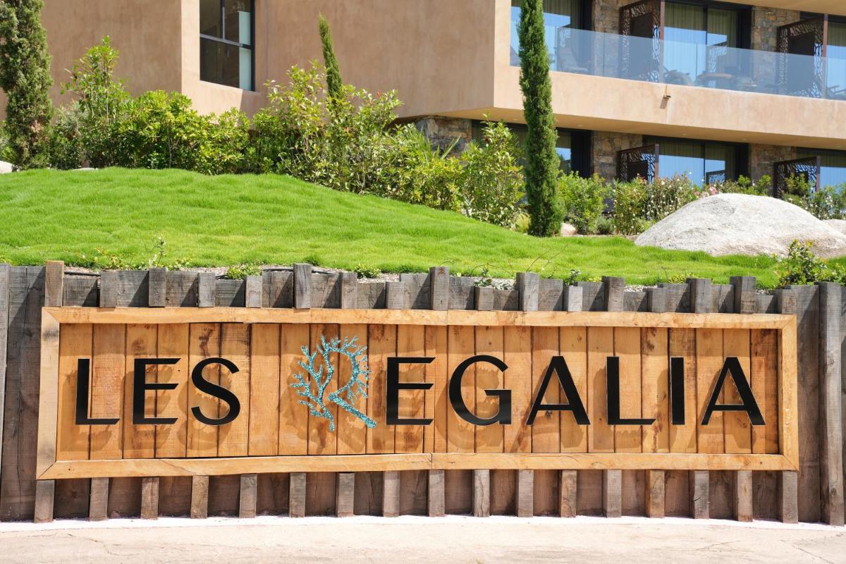 Certificat, récompense, panneau ou autre document affiché dans l'établissement Les Regalia Hôtel & Spa