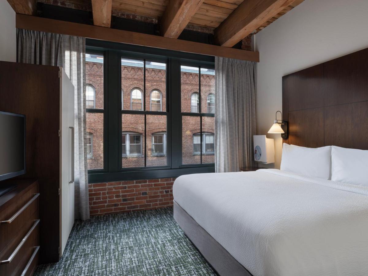 Residence Inn by Marriott Boston Downtown Seaport - Housity
