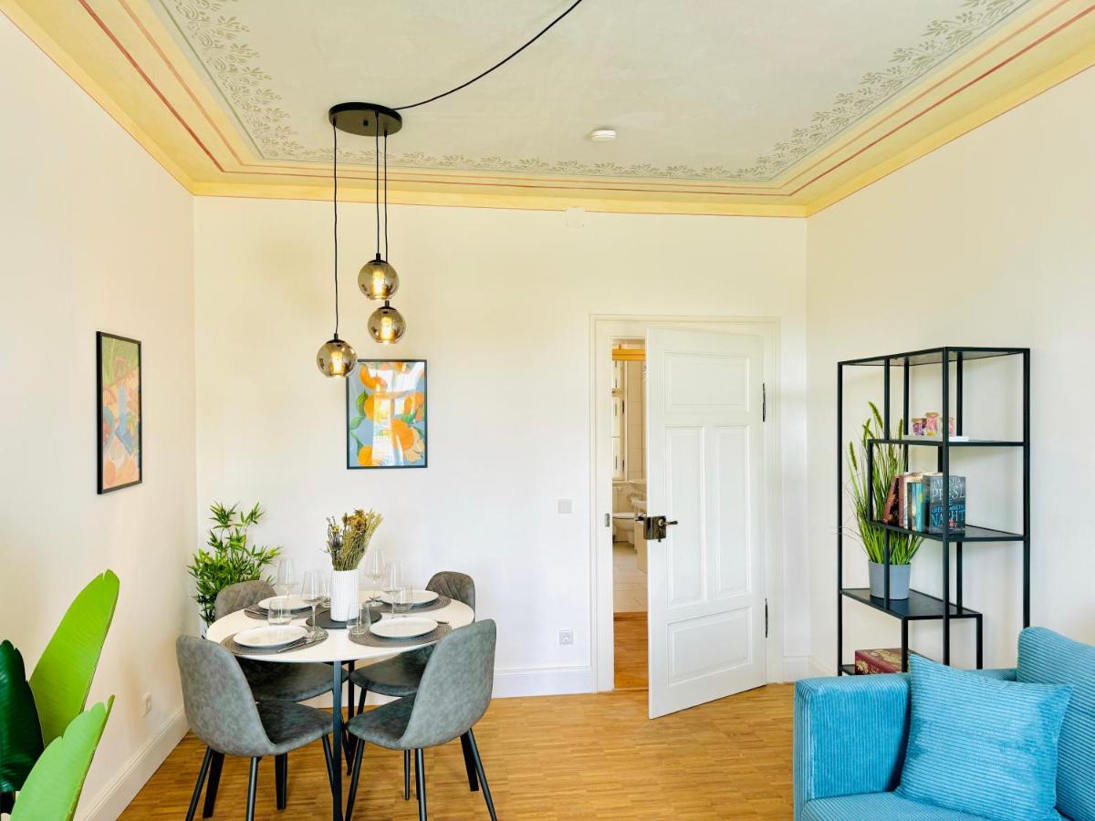 E&K living - design Apartments - SKY-TV - Audi - IN village - free parking - Hizvo