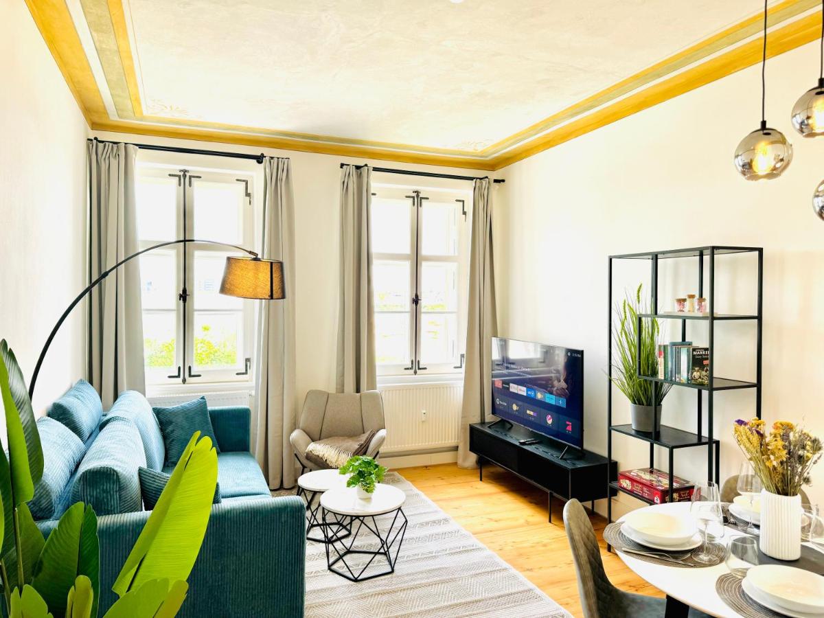 E&K living - design Apartments - SKY-TV - Audi - IN village - free parking - Hizvo