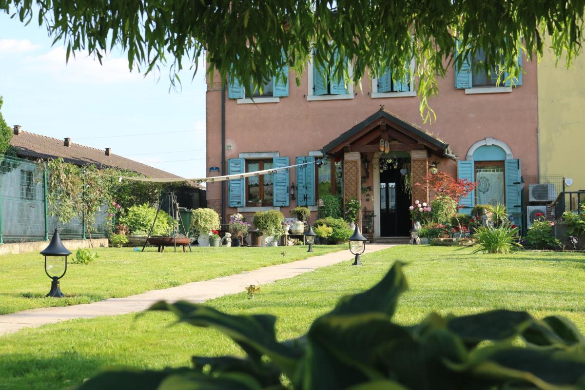 B&B Acquagrossa - Housity