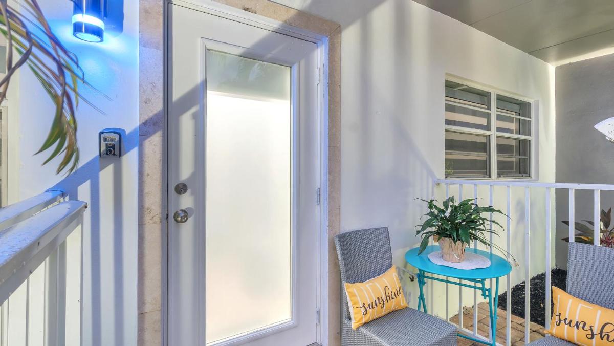 Hotel Seacrest - Housity