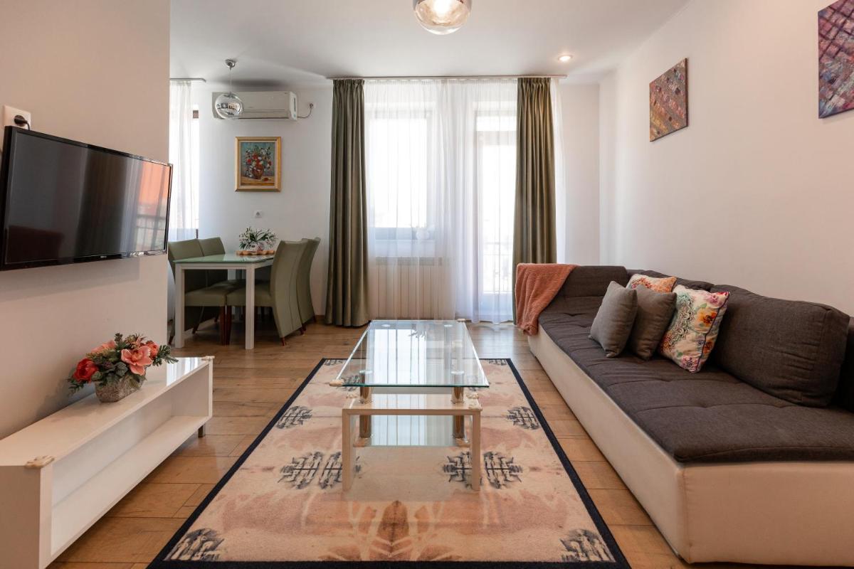 Salt Orchid Central - Housity