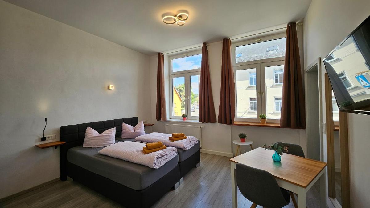 Zum Obstler - Gaststätte und Pension - Housity