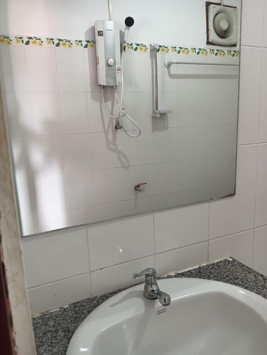 Bountang Riverside Hotel - Housity