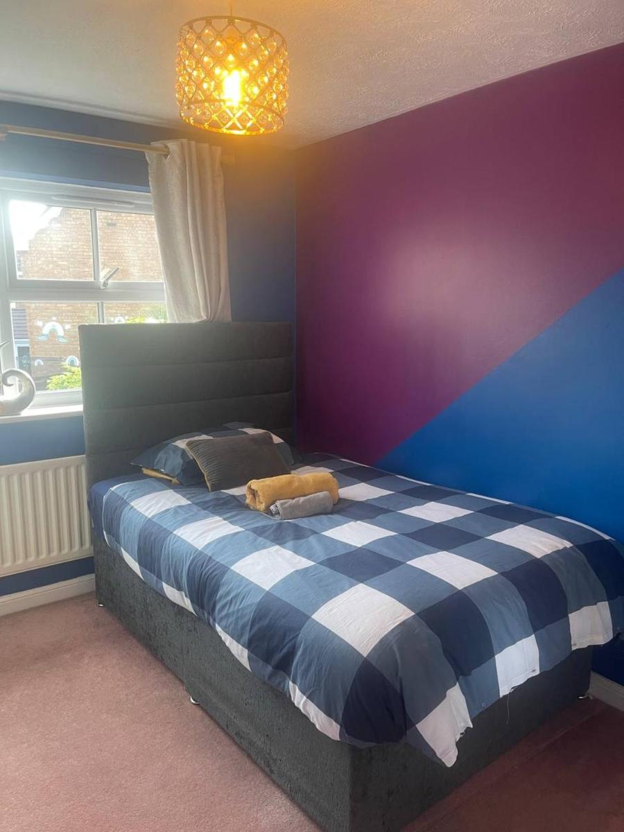 Comfy small double room in a cul de sac classy area - Housity