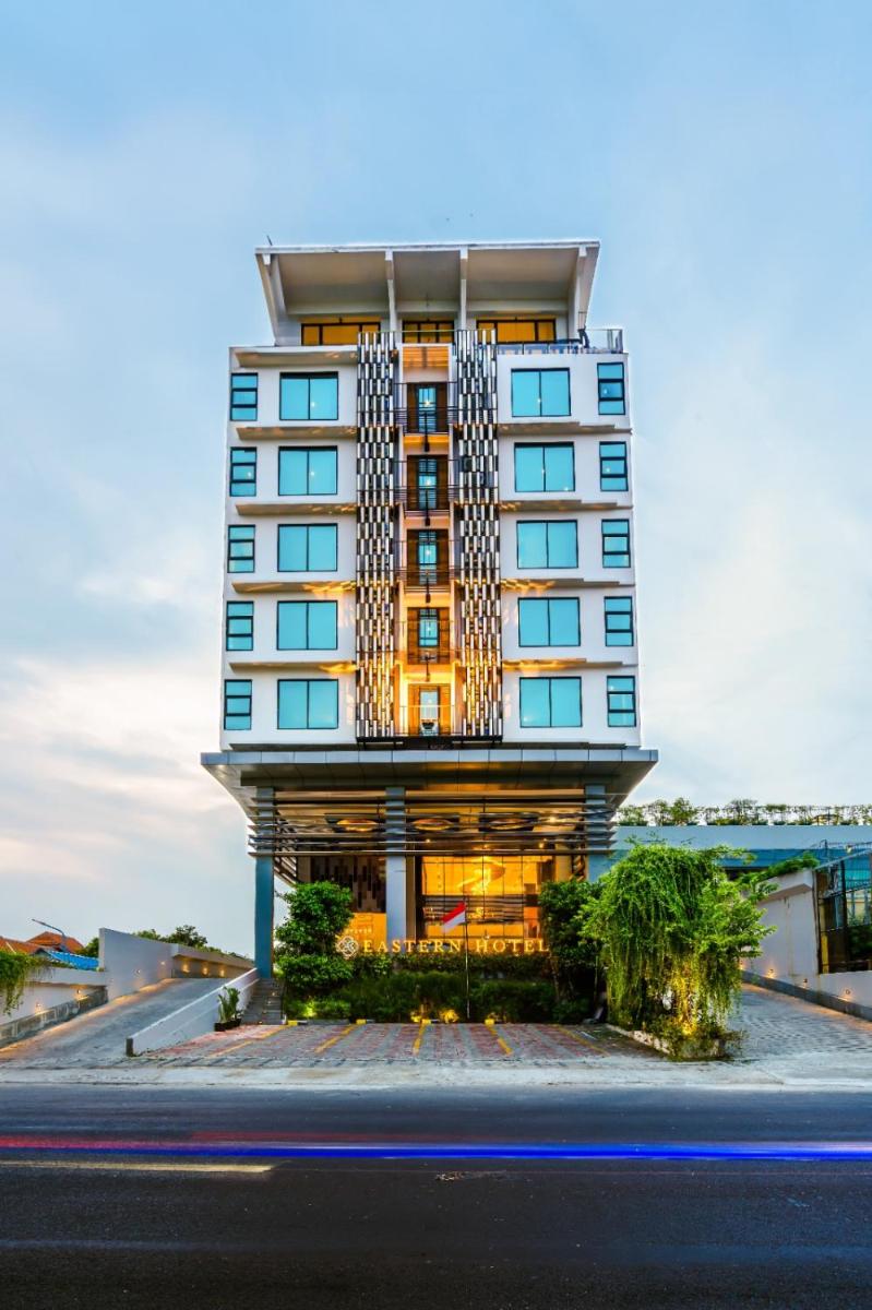 Hotel Eastern Bojonegoro - Housity