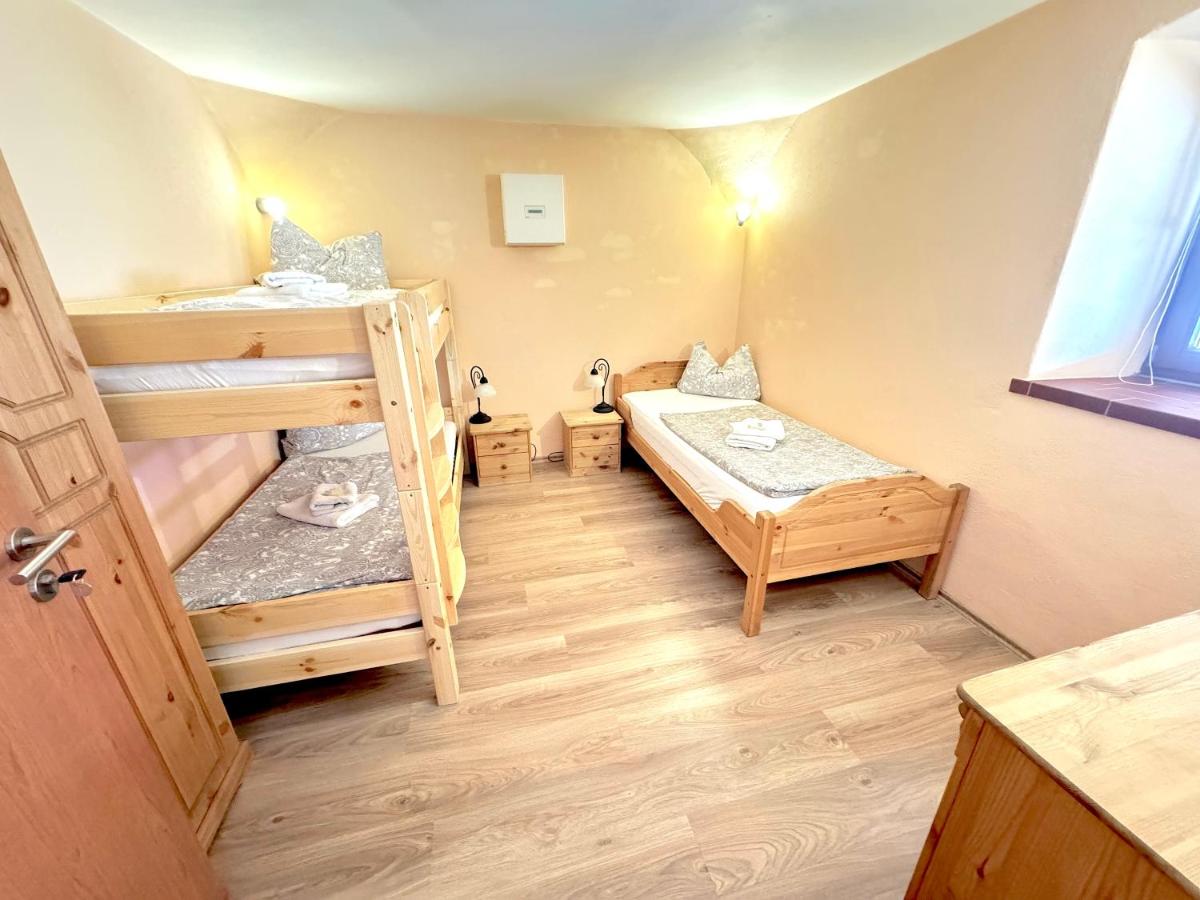 Pension Laurent Ranch - Housity