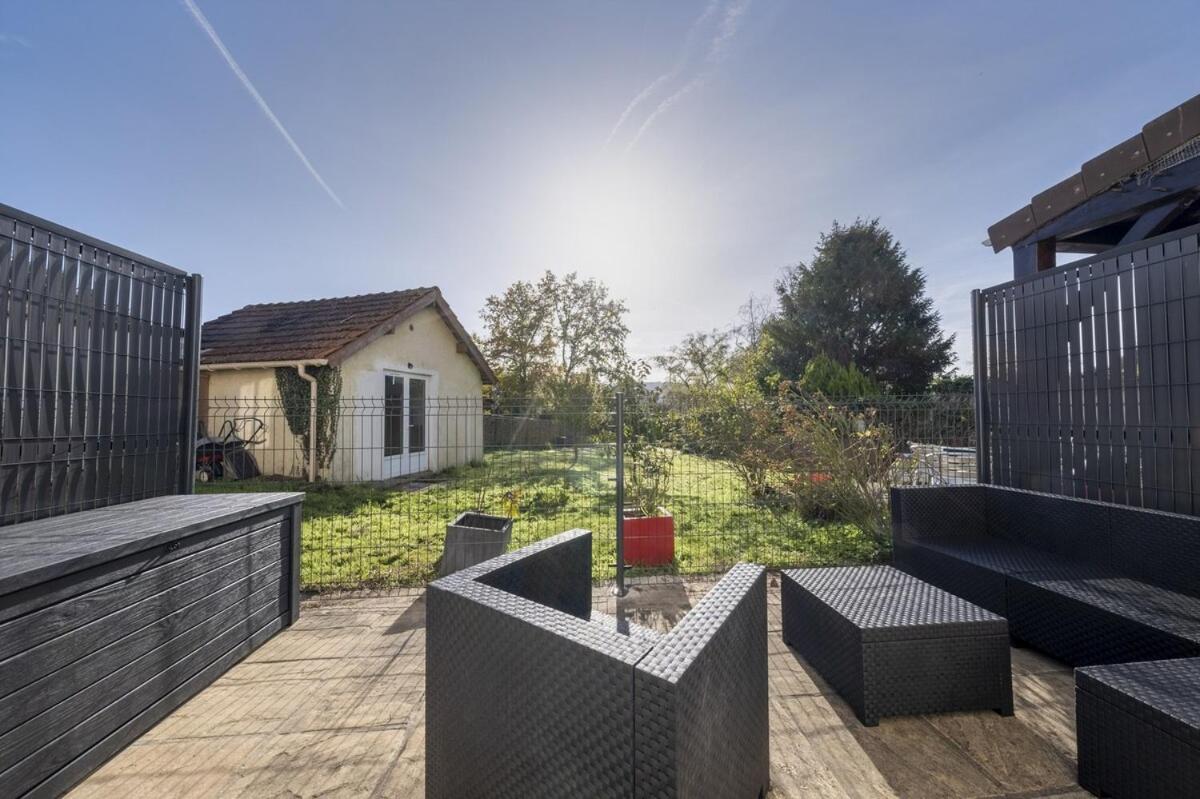 Le Nid Douillet ~ Confort ~ Parking ~ Terrasse - Housity