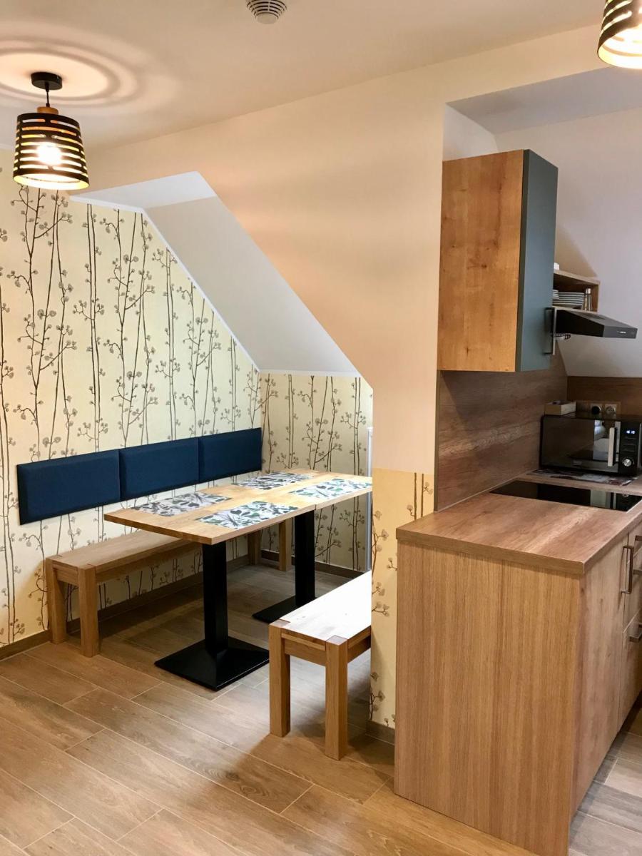 Golden Wood Apartments - Hizvo