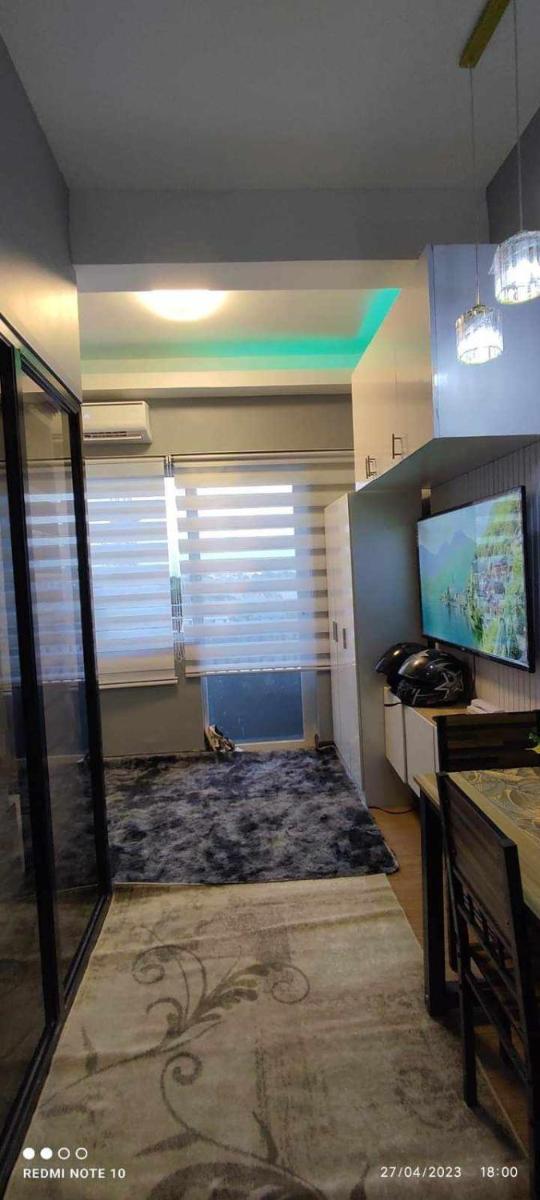 Urban Retreat Near BGC, Taguig City Hall, Venice - Hizvo