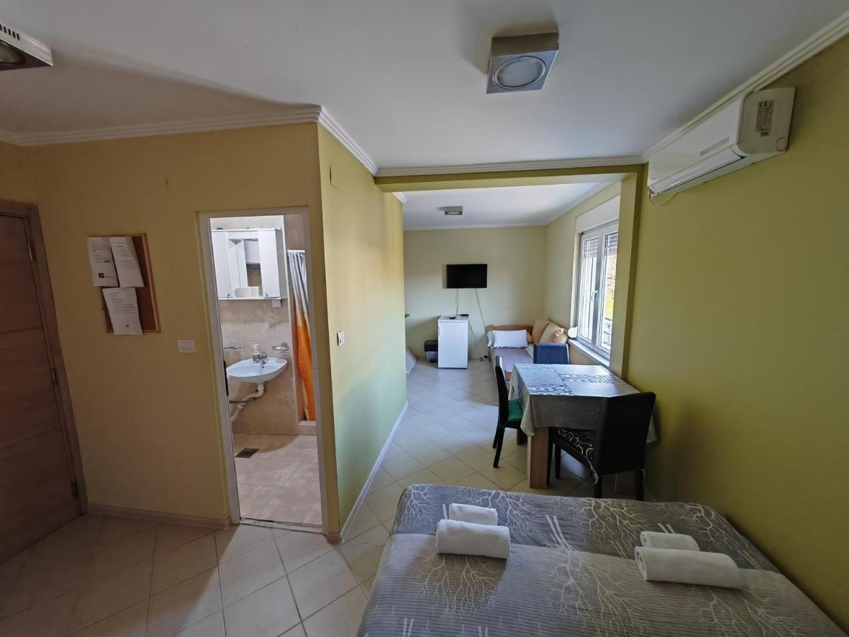 Apartments Popovic - Housity