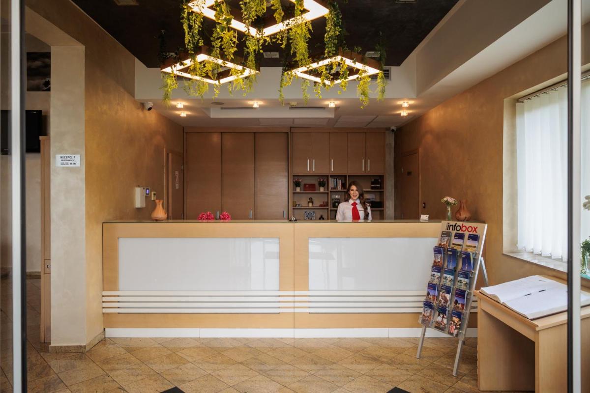 Euro Garni Hotel - Housity