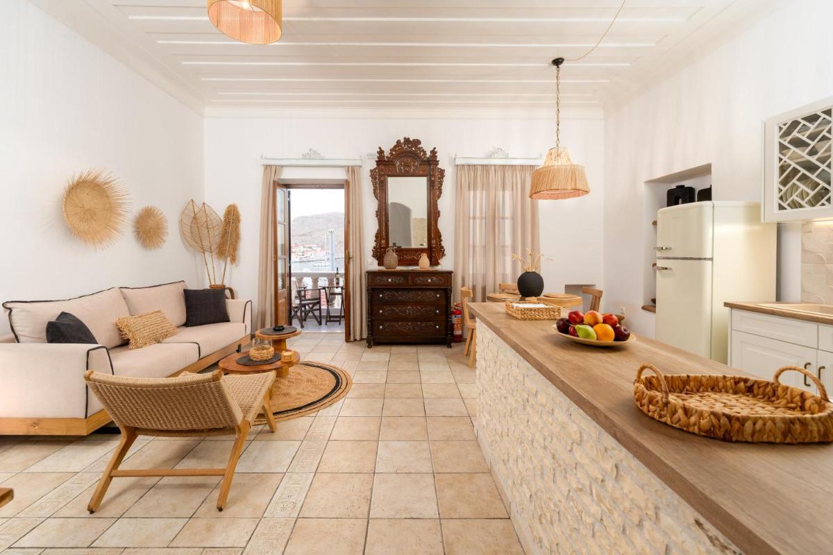 Villa Antonis - Housity