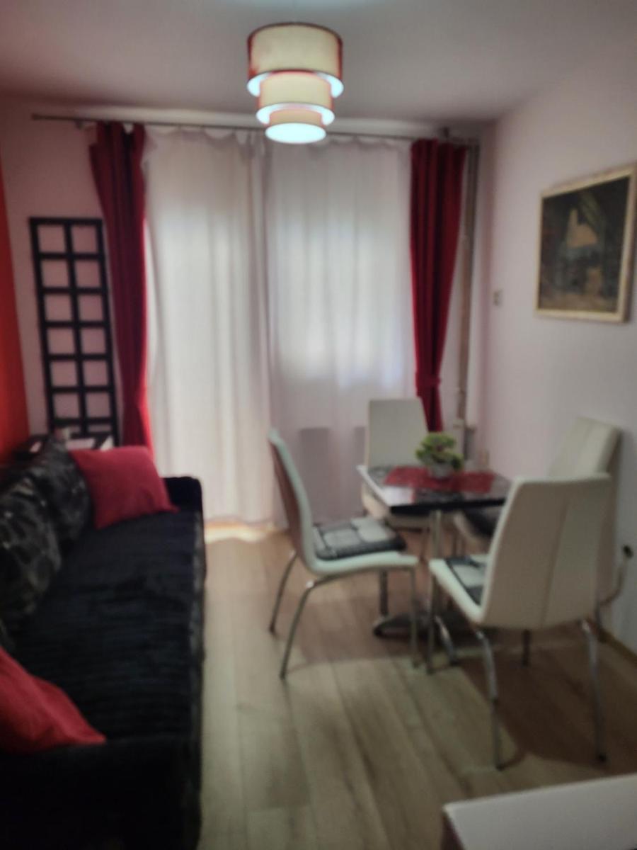 Vila Mala Evropa - Housity
