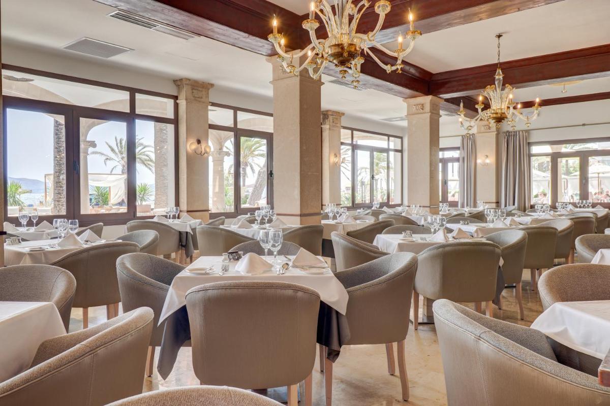 Un restaurante o sitio para comer en Hoposa Uyal