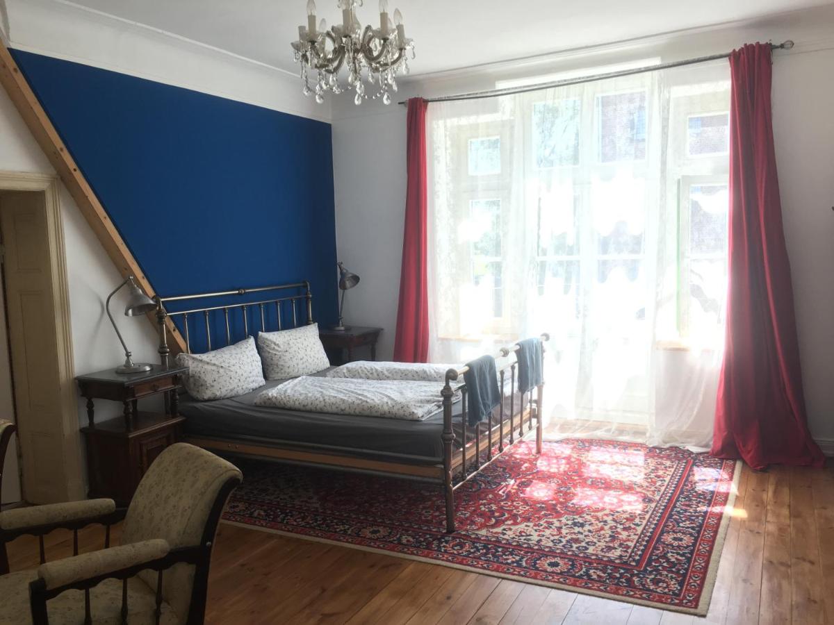 B&B Mühlenvilla am Bützower Hafen - Housity