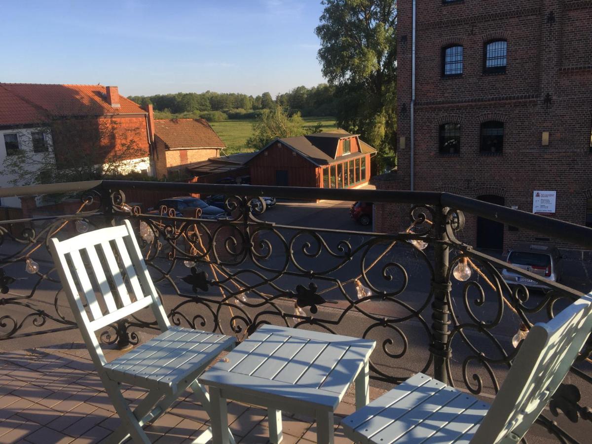 B&B Mühlenvilla am Bützower Hafen - Housity