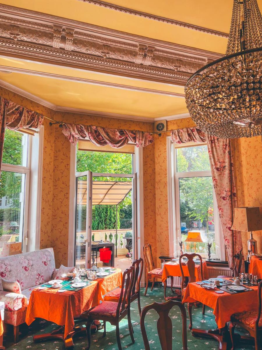 Hotel Mittelweg - Housity