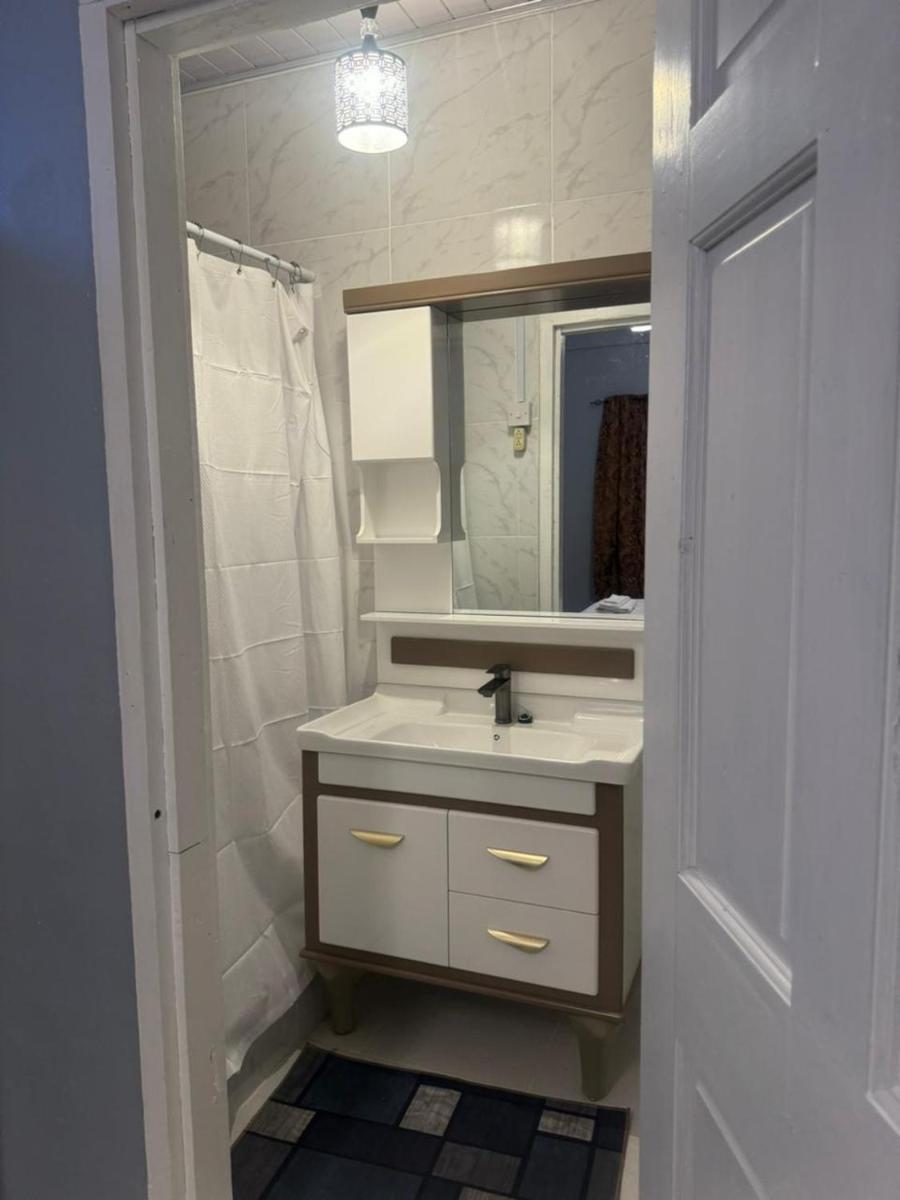 Suitetrails - Beez Rentalz One bedroom