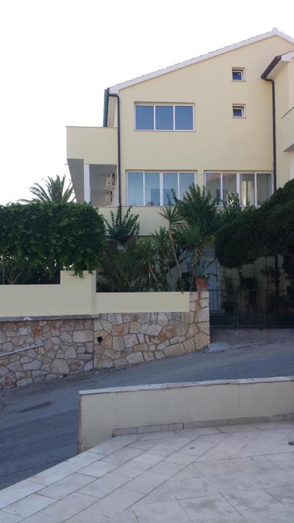 apartmani Isabella - Ilda Radonic - Housity