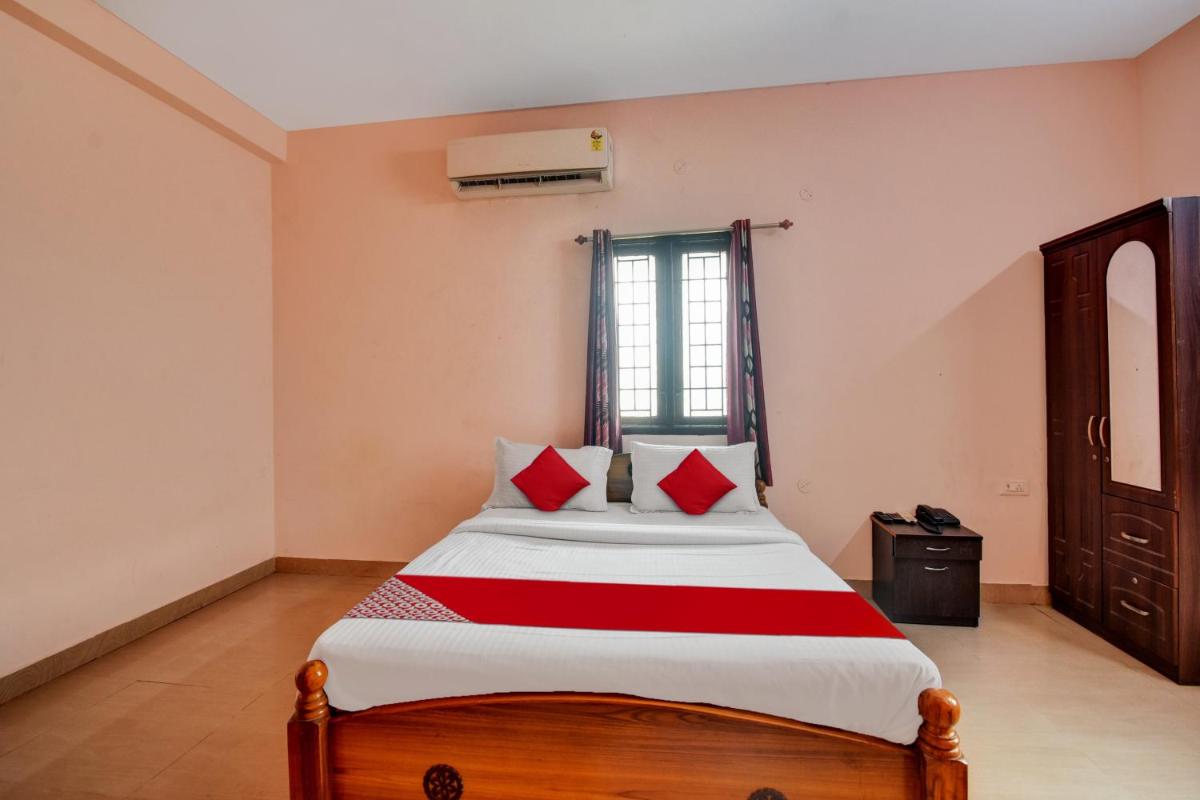 OYO Flagship Sri Devi Mahal - Housity