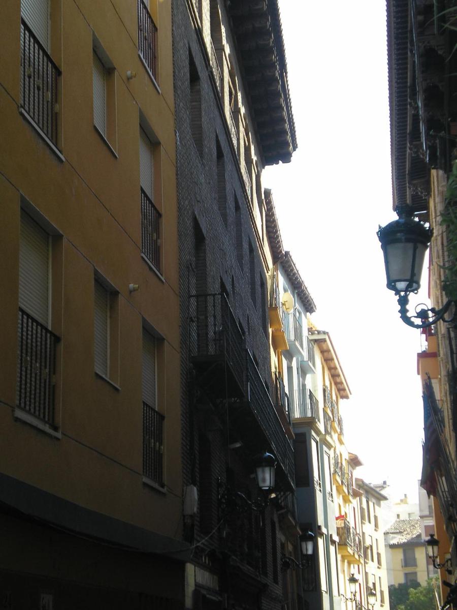 Apartamentos Zaragoza Centro - Housity