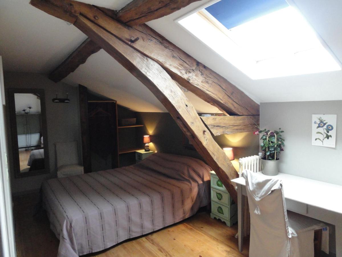 B&B La Ferme Aux Fleurs - Housity