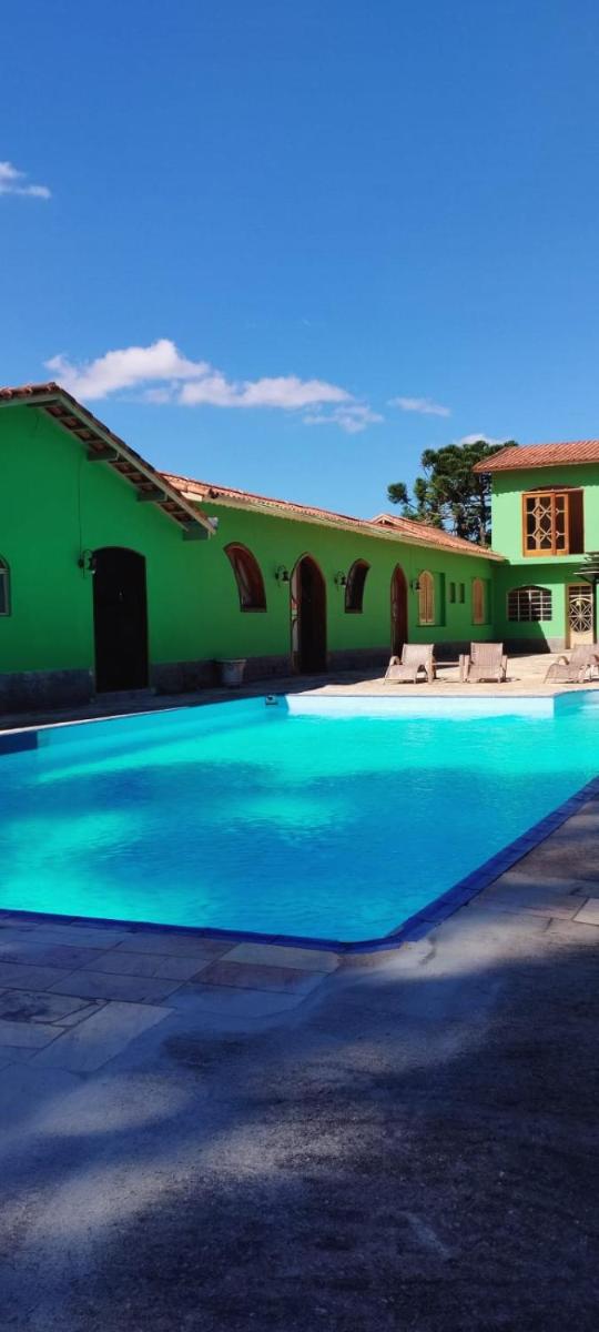 Antonietta Hospedagem e Eventos - Conforto em pleno mar de morros de Cunha - Housity