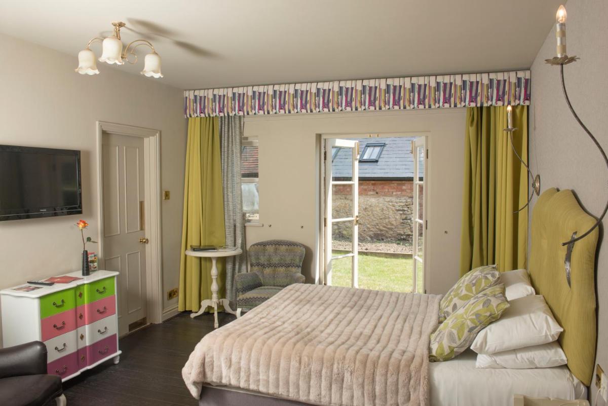 The Spread Eagle Hotel - Housity