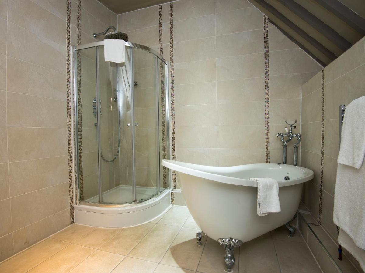 The Spread Eagle Hotel - Housity