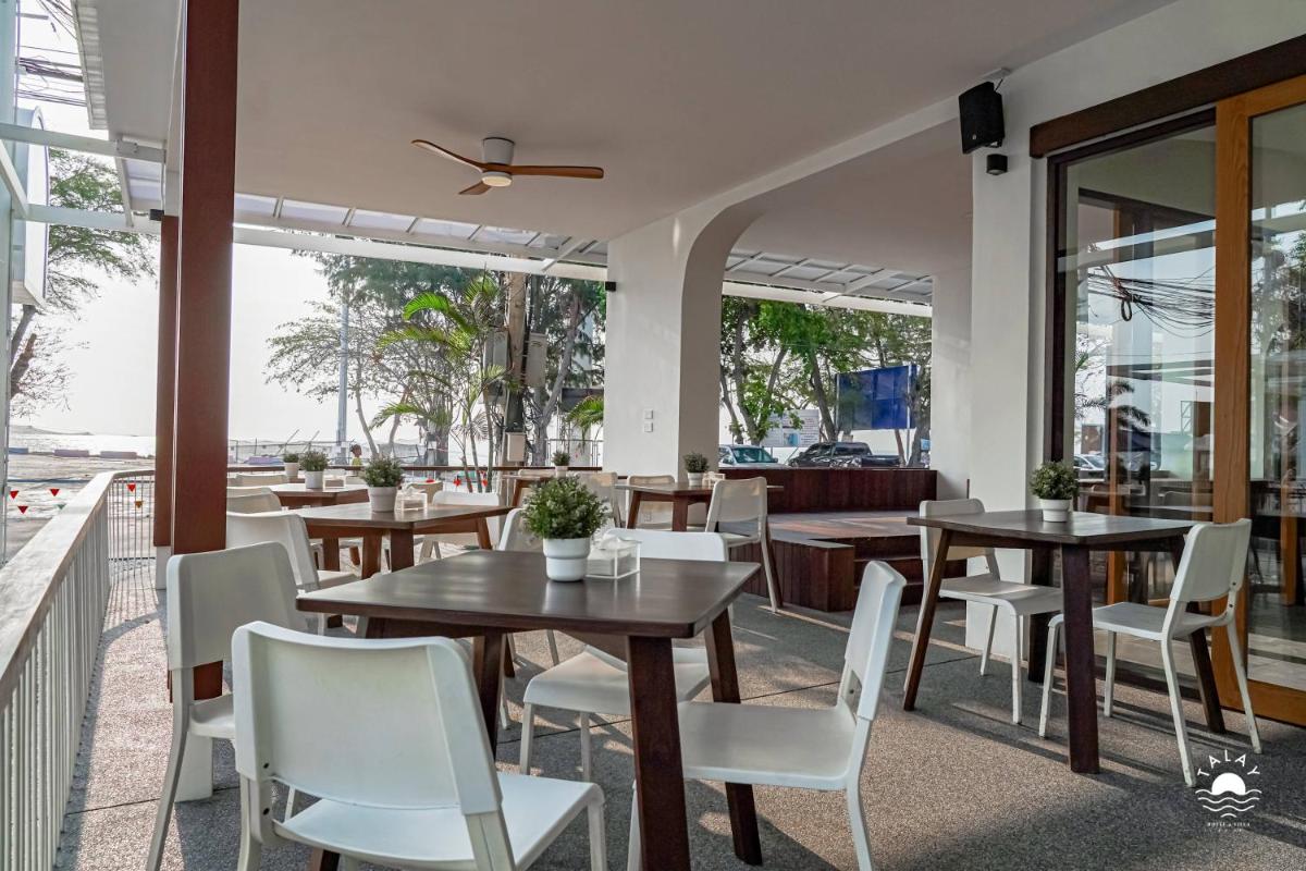 Talay Hotel and Villa Cha-am - Housity