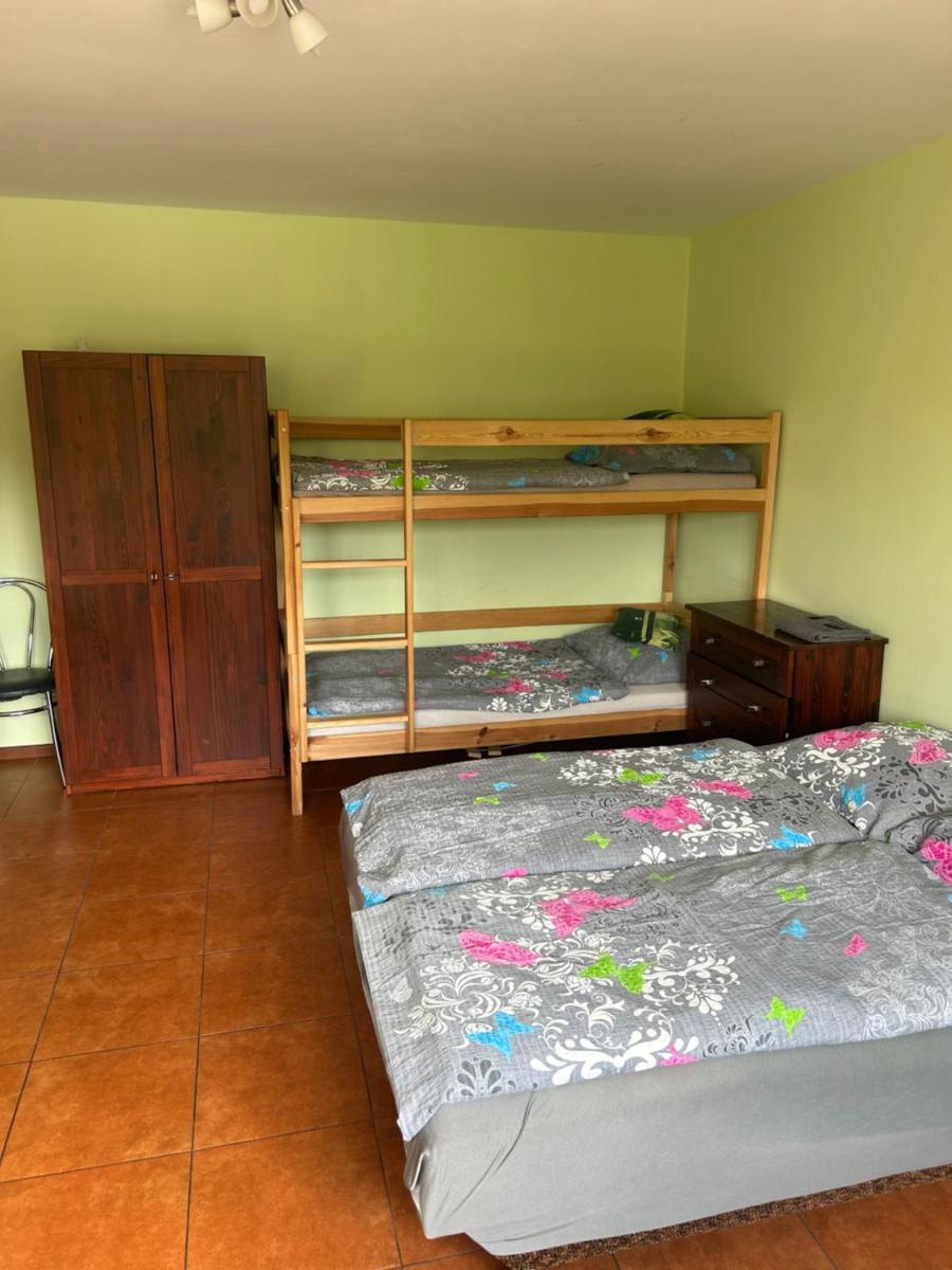 Grojecka Ostoja - Housity