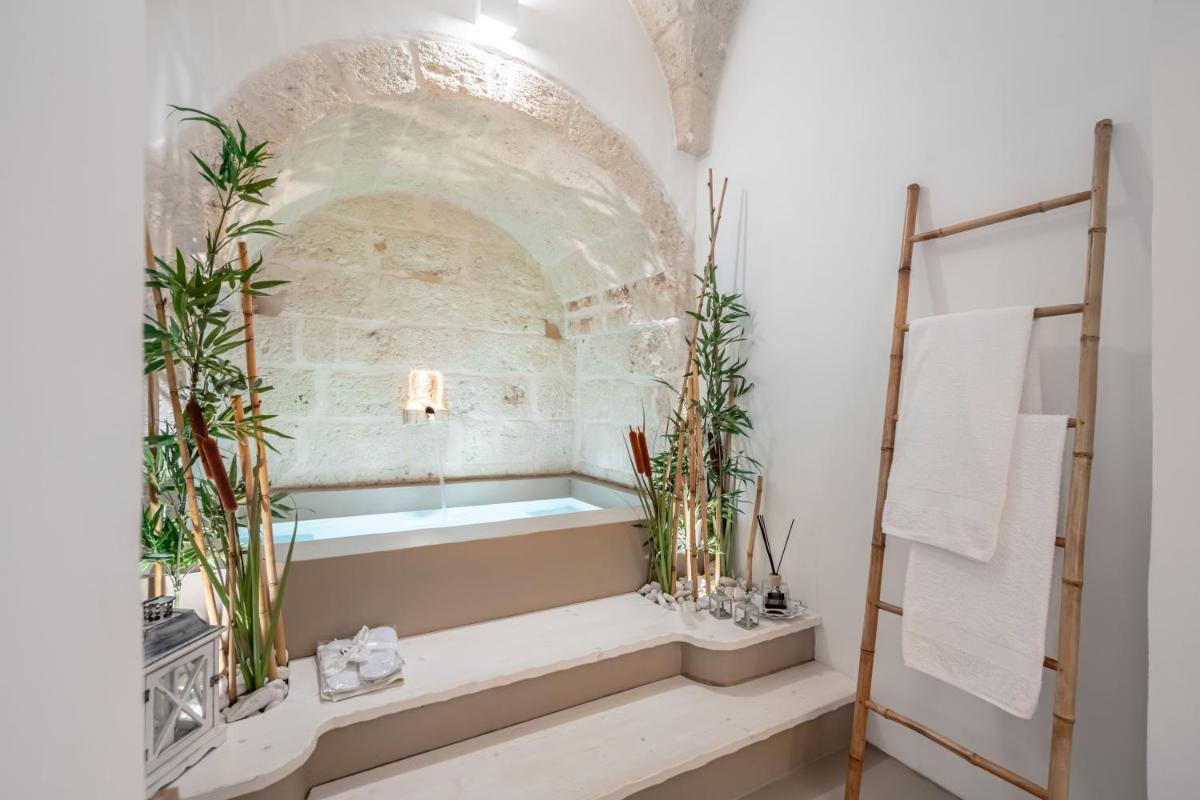 MeoLuxury Suite&Deluxe by Rentbeat - Housity