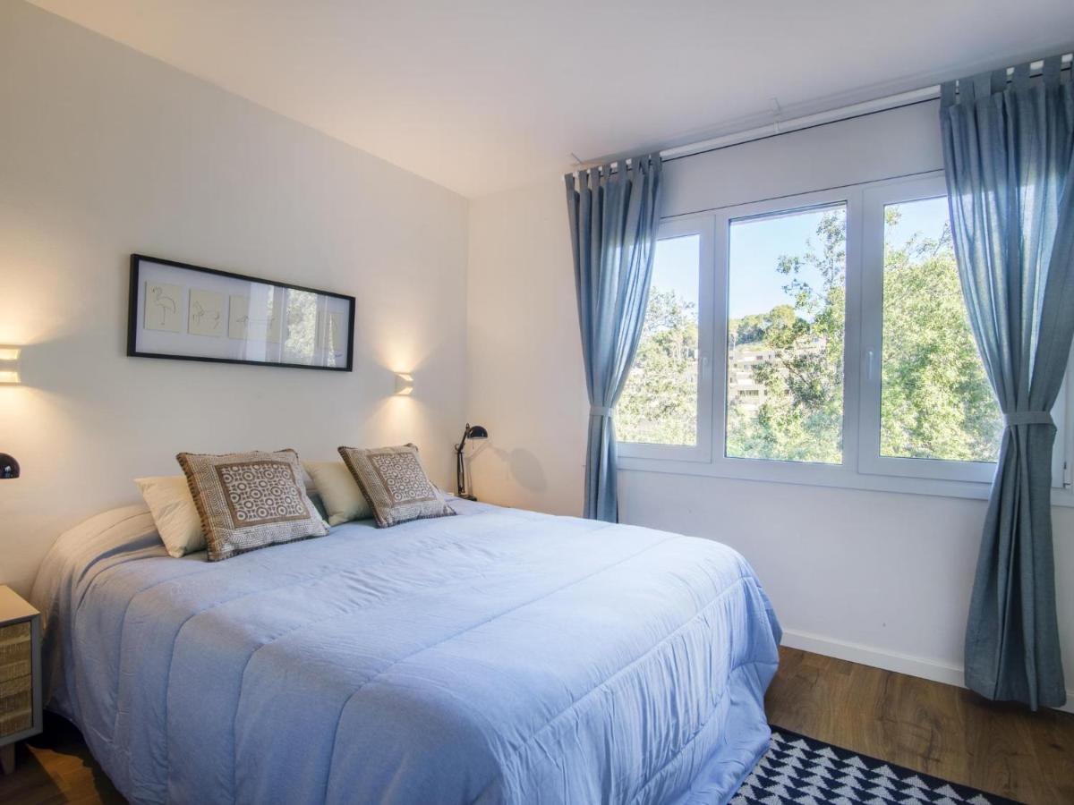 Stylish Sa Riera, Private Parking, Beach Views - Housity
