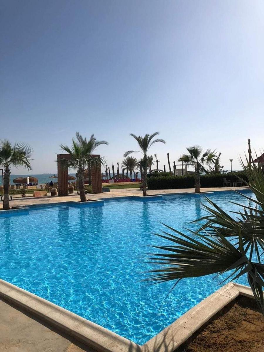 Laserina Palm Beach for families only ground floor with big garden - Housity