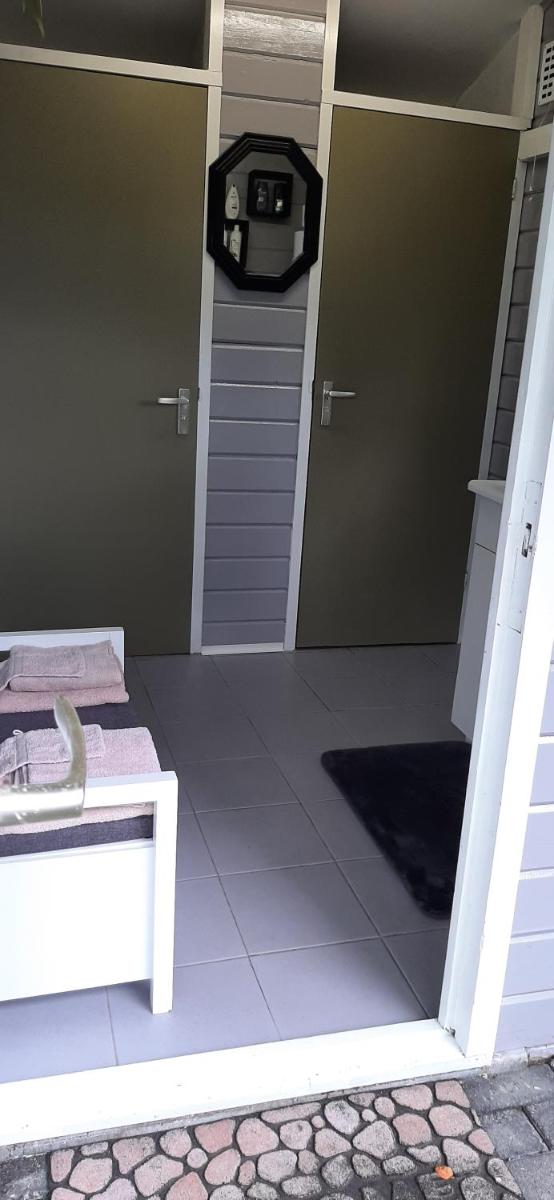 Kamer 22 Bed & Breakfast - Housity