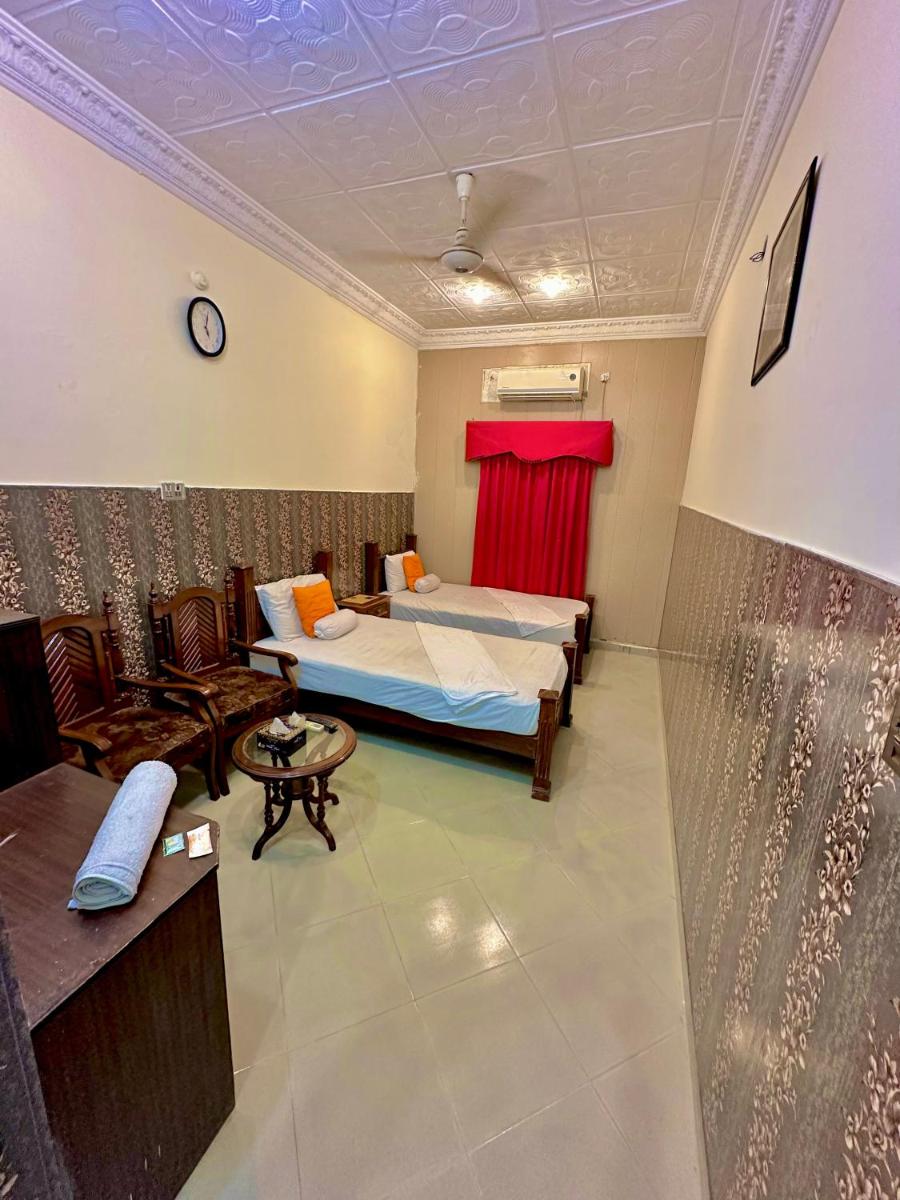 Hotel Shelton Palace - Housity