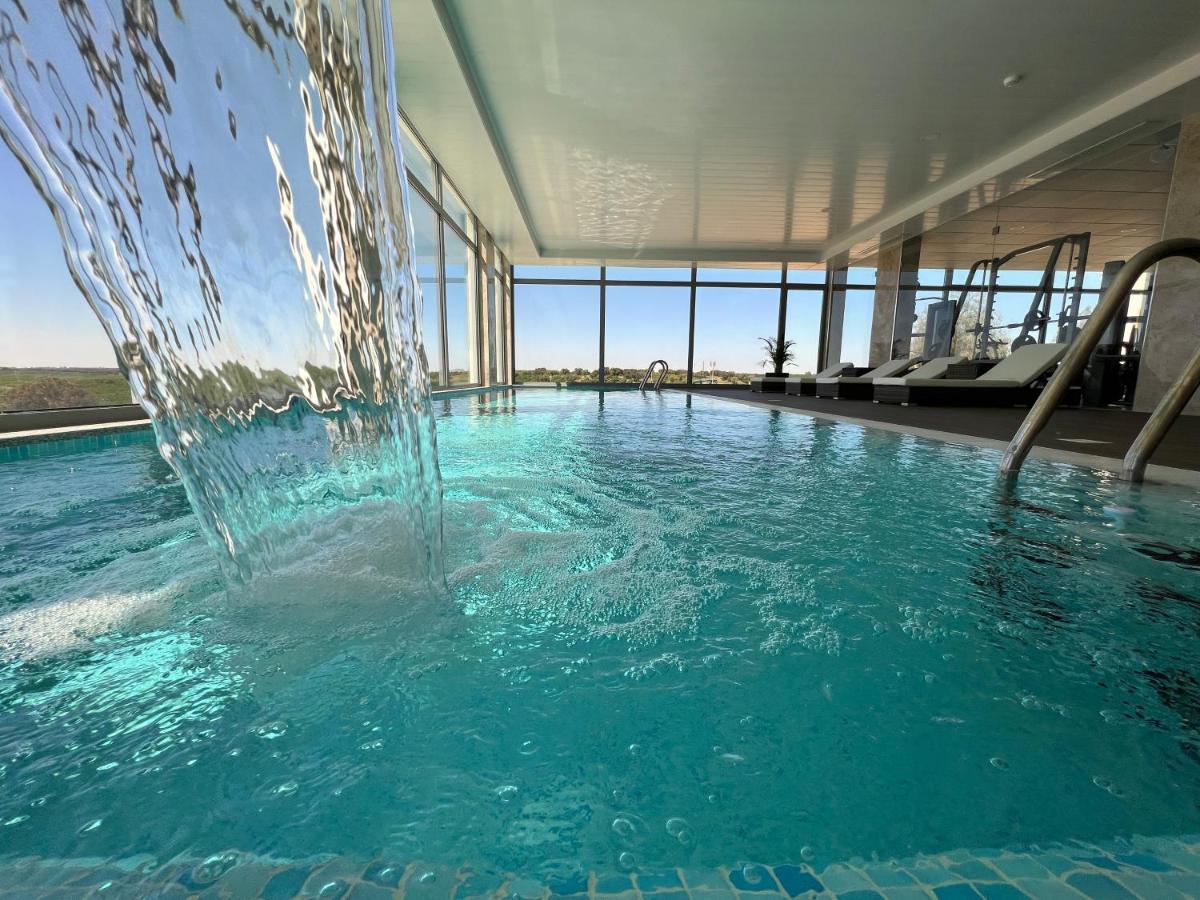 A piscina em ou perto de Hotel O Gato & Spa