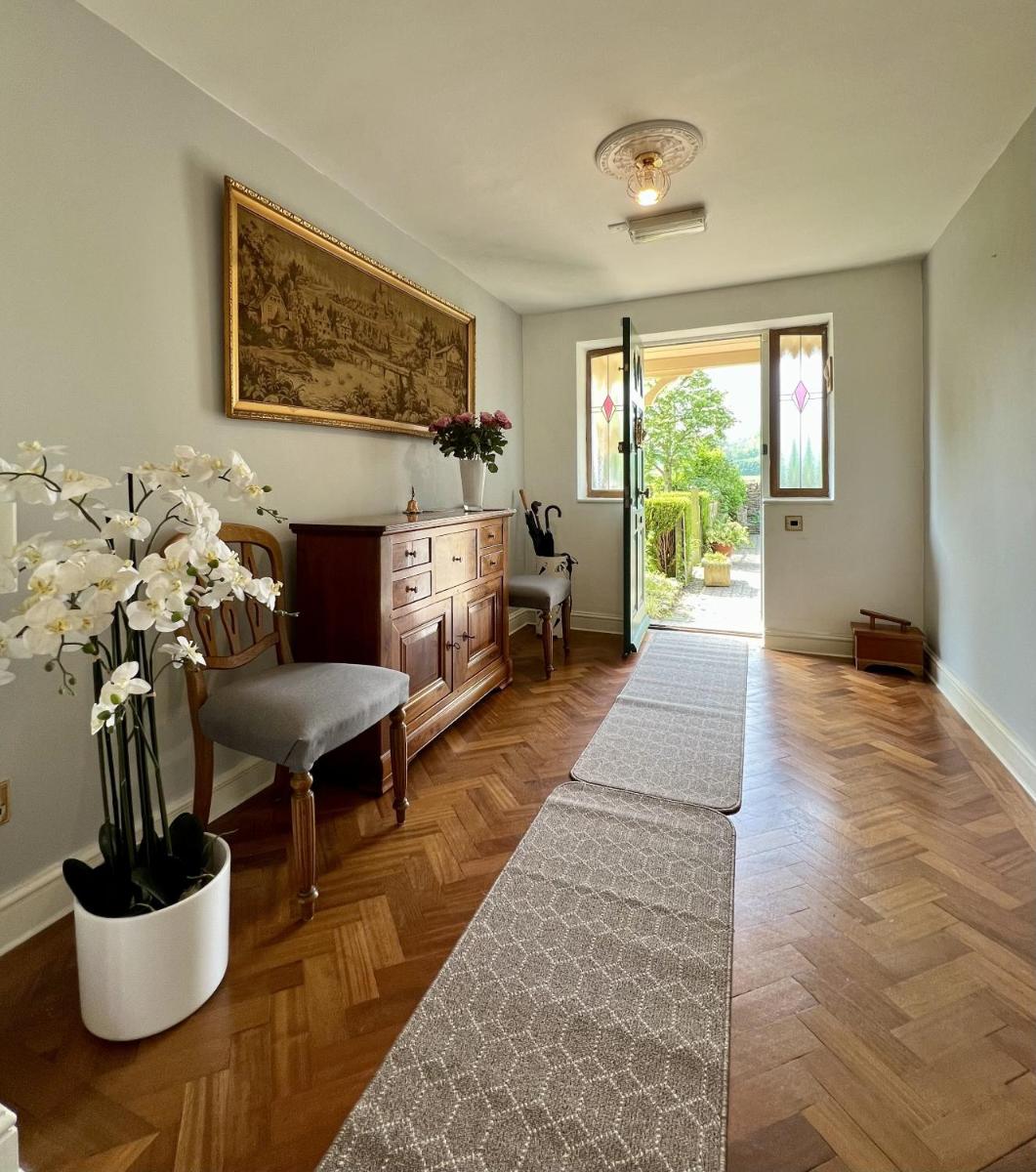 Meadow Rise Guest House - Housity