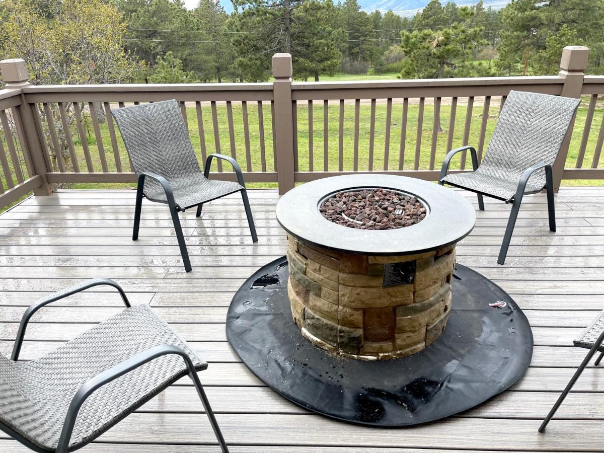 Mountain Vistas House and Acreage - Housity