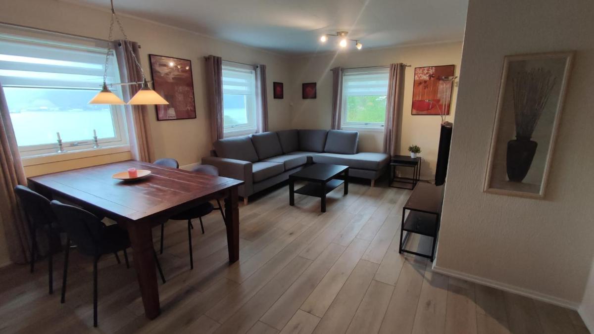 Tindelykke - Housity